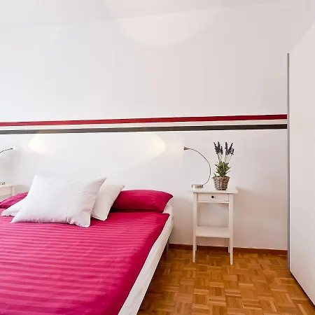 Junior Suite-9 By Interhome * أسكونا